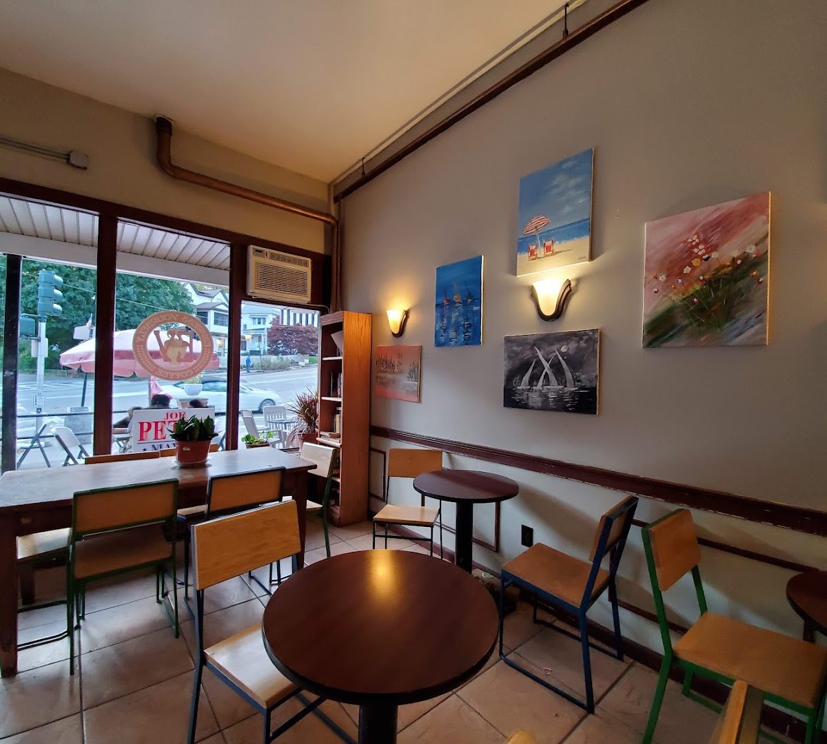 Interior of Espress Yourself Coffee, specialty coffee shop in Worcester