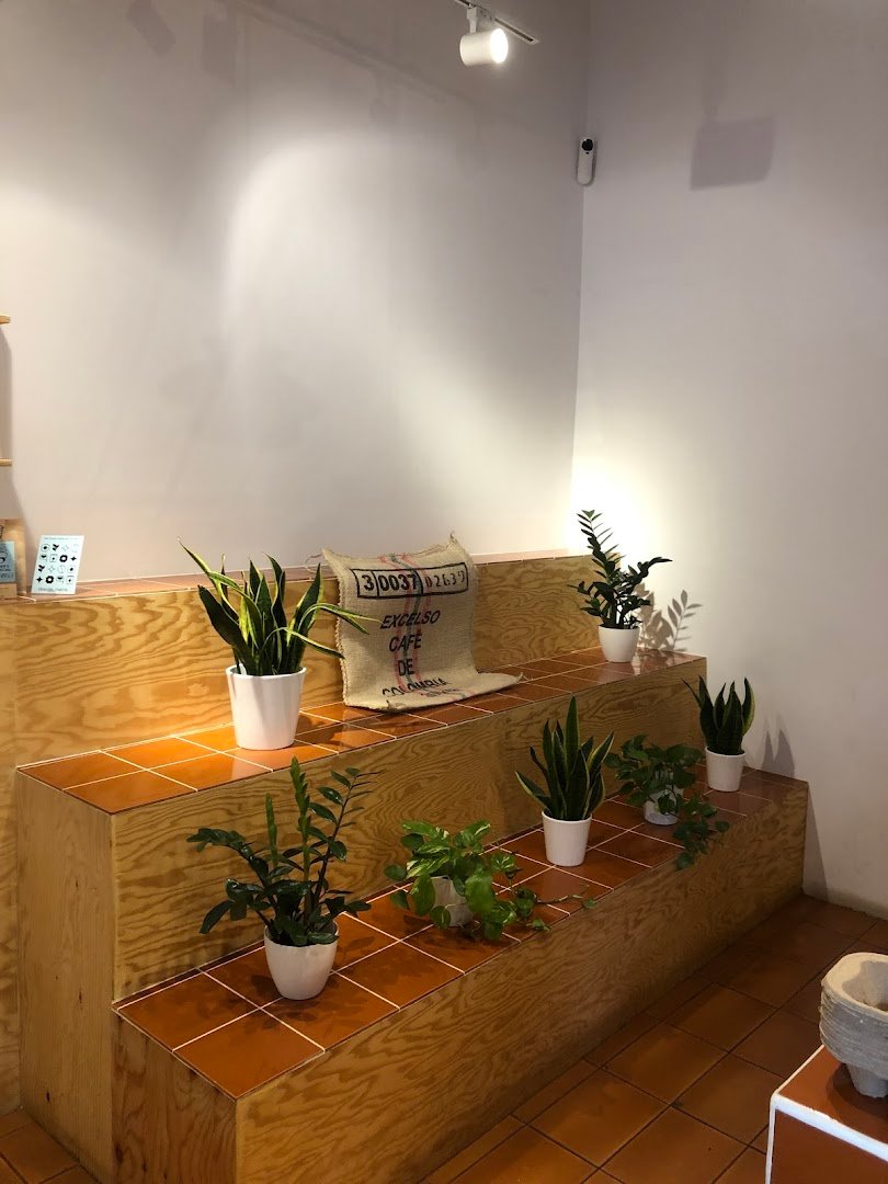 Syra Coffee - Roselló specialty coffee shop in Barcelona - photo 10