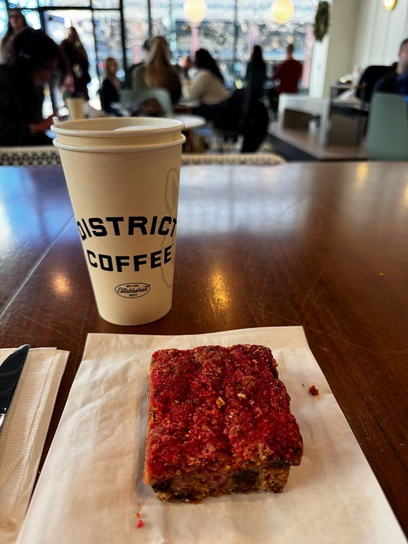 District Coffee House specialty coffee shop in Boise - photo 3