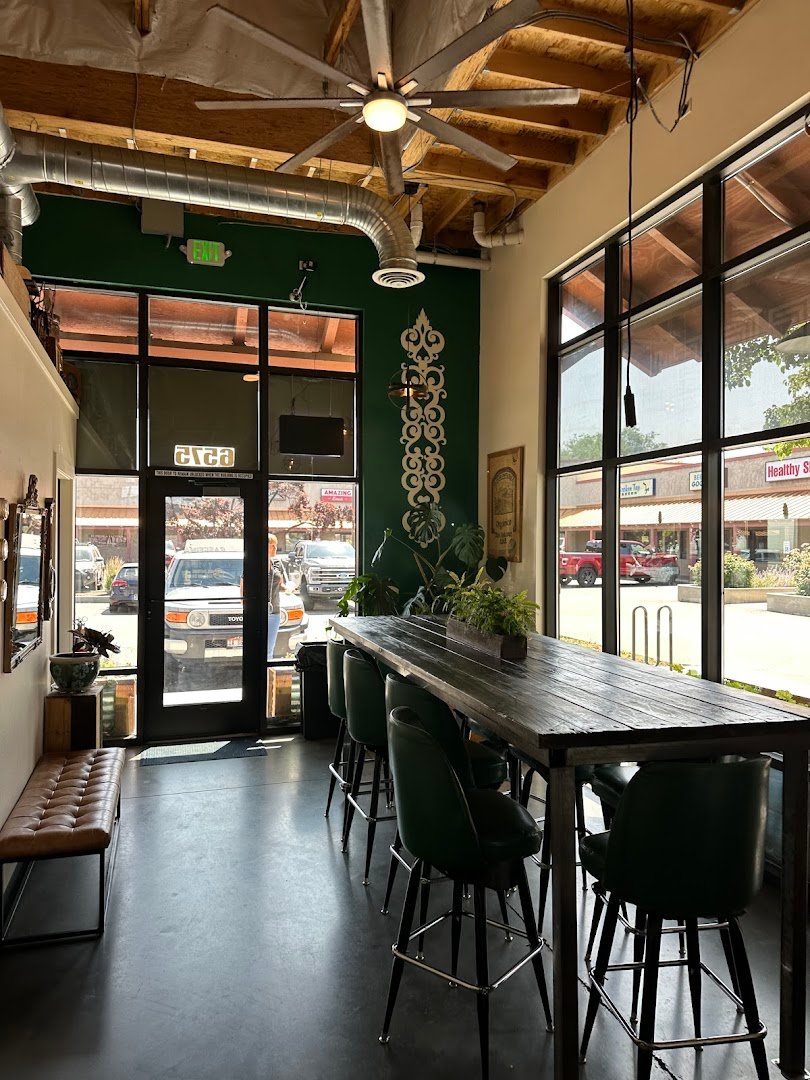 Caffeina Roasting Company - Overland specialty coffee shop in Boise - photo 6