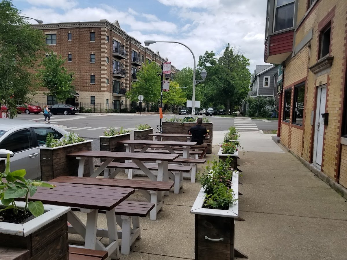 Two Hearted Queen specialty coffee shop in Chicago - photo 2