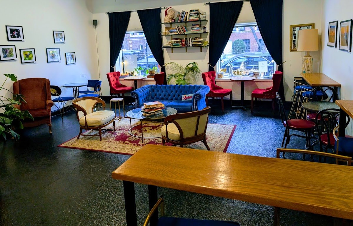 Two Hearted Queen specialty coffee shop in Chicago - photo 7