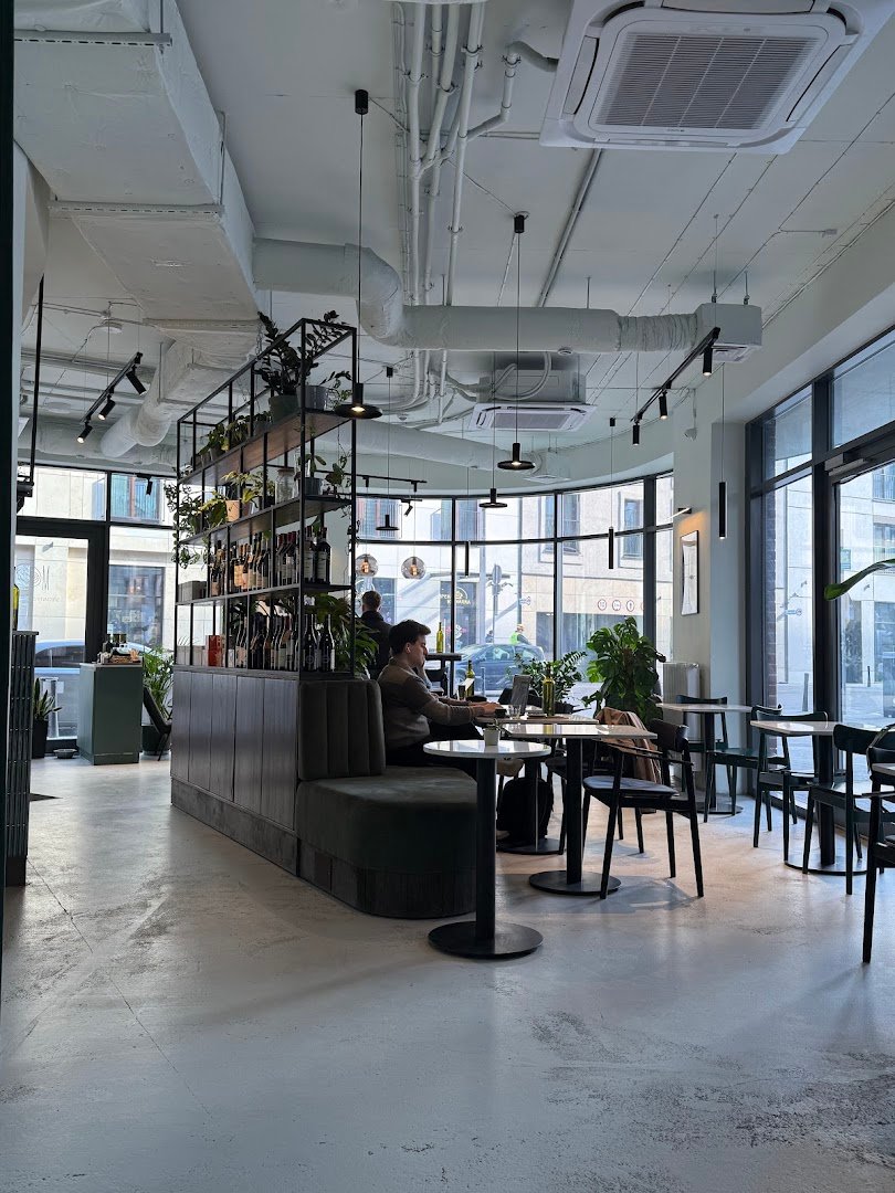 Interior of Moss Cafe, specialty coffee shop in Warsaw