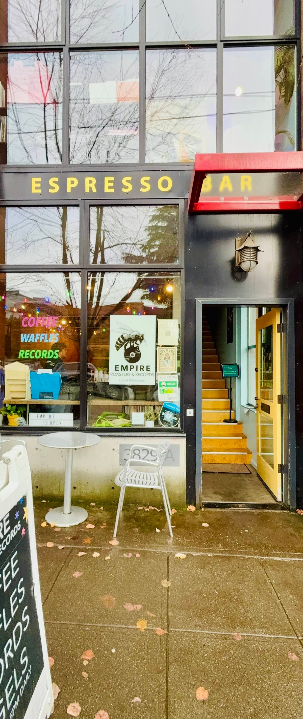Empire Roasters & Records specialty coffee shop in Seattle - photo 8