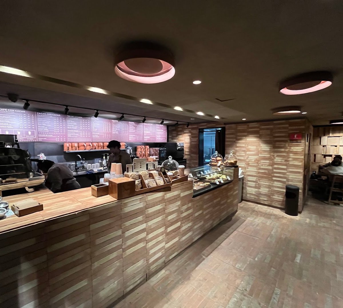 Interior of Tierra Garat Fresas, specialty coffee shop in Mexico City
