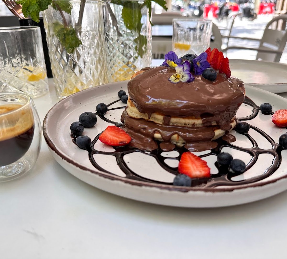 Viatger Café Brunch specialty coffee shop in Barcelona - photo 8