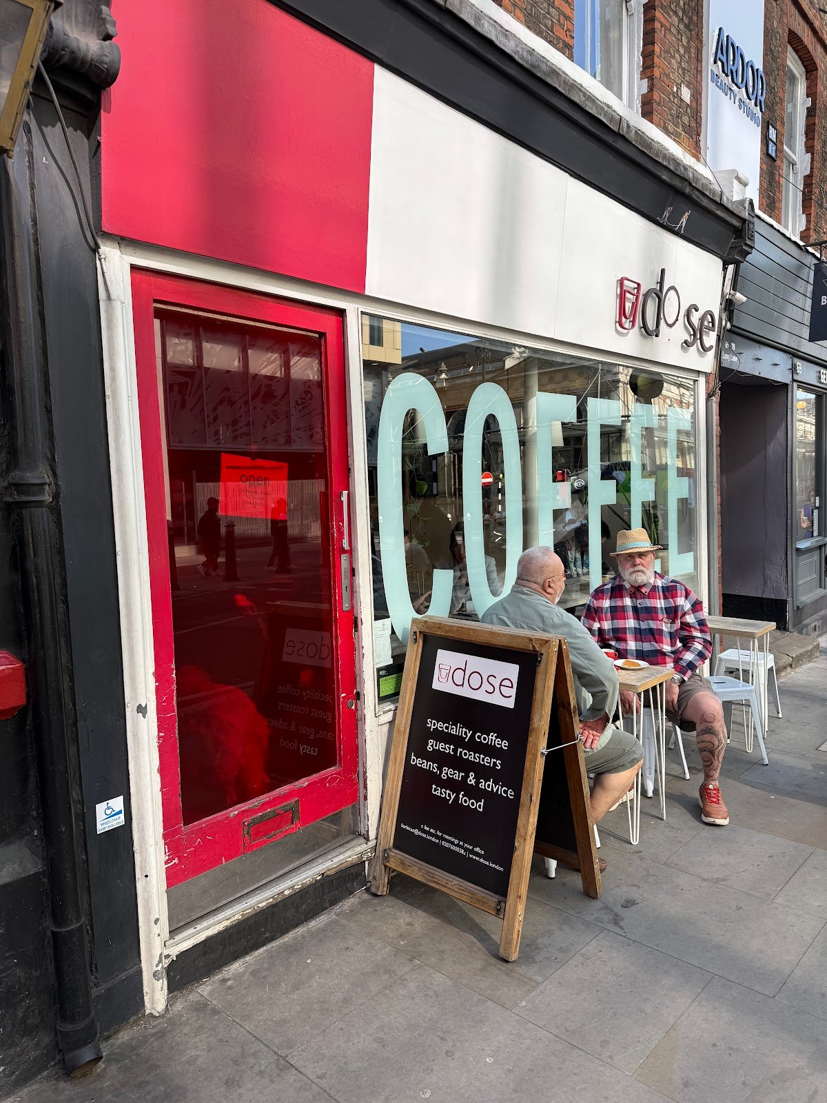 Dose specialty coffee shop in London - photo 6