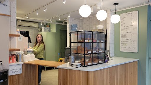 Blank Street specialty coffee shop in New York - photo 9