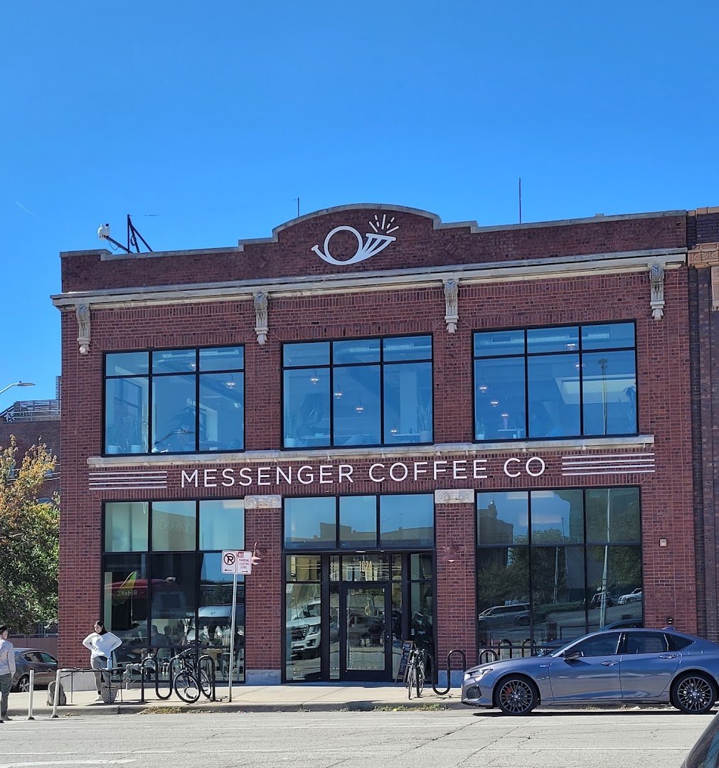 Messenger Coffee Co. + Ibis Bakery specialty coffee shop in Kansas City - photo 3
