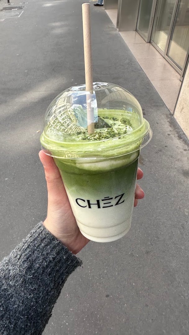 CHĒZ Coffee&Co specialty coffee shop in Paris - photo 3