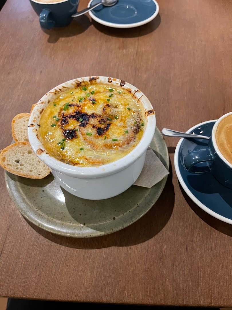 Coffee at La Cloche, specialty coffee shop in Wellington