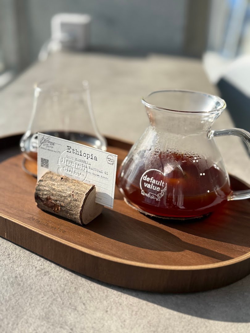 Coffee at default value, specialty coffee shop in Seoul