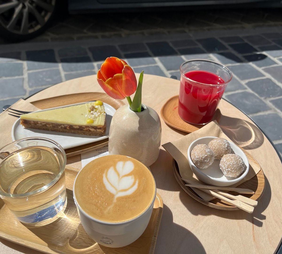 4minutes cafe specialty coffee shop in Budapest - photo 2