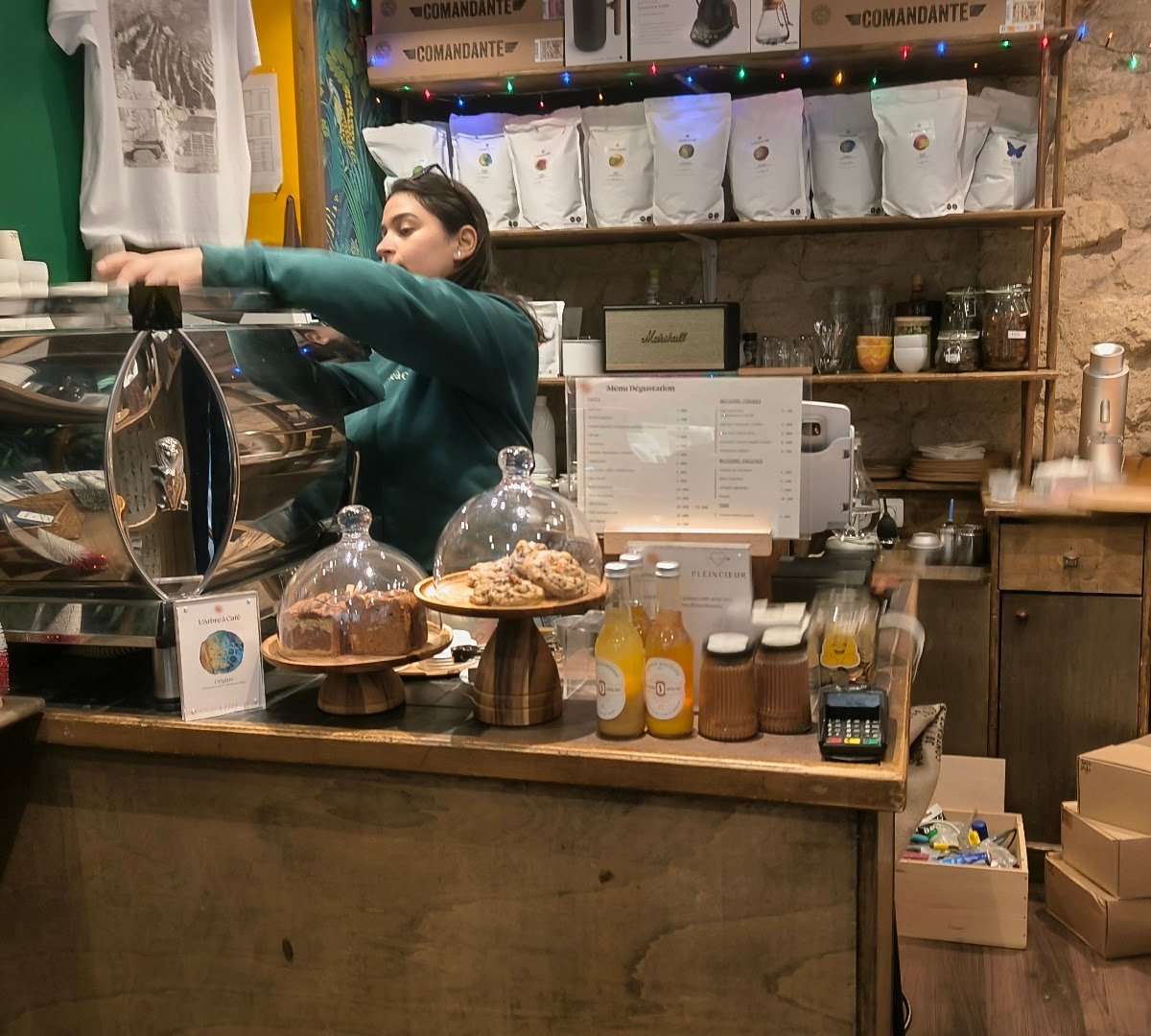 L'Arbre à Café - Torréfacteur & Café de Spécialité Sentier specialty coffee shop in Paris - photo 10