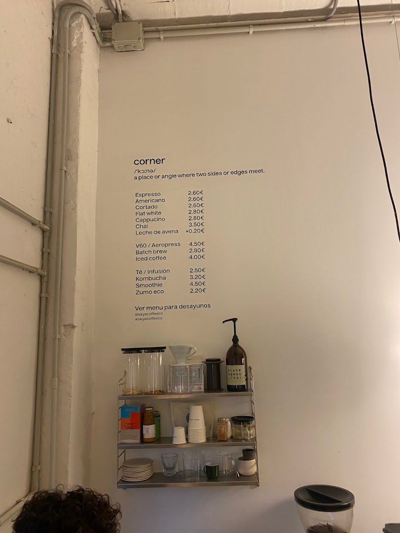 Skye Coffee Co. specialty coffee shop in Barcelona - photo 15