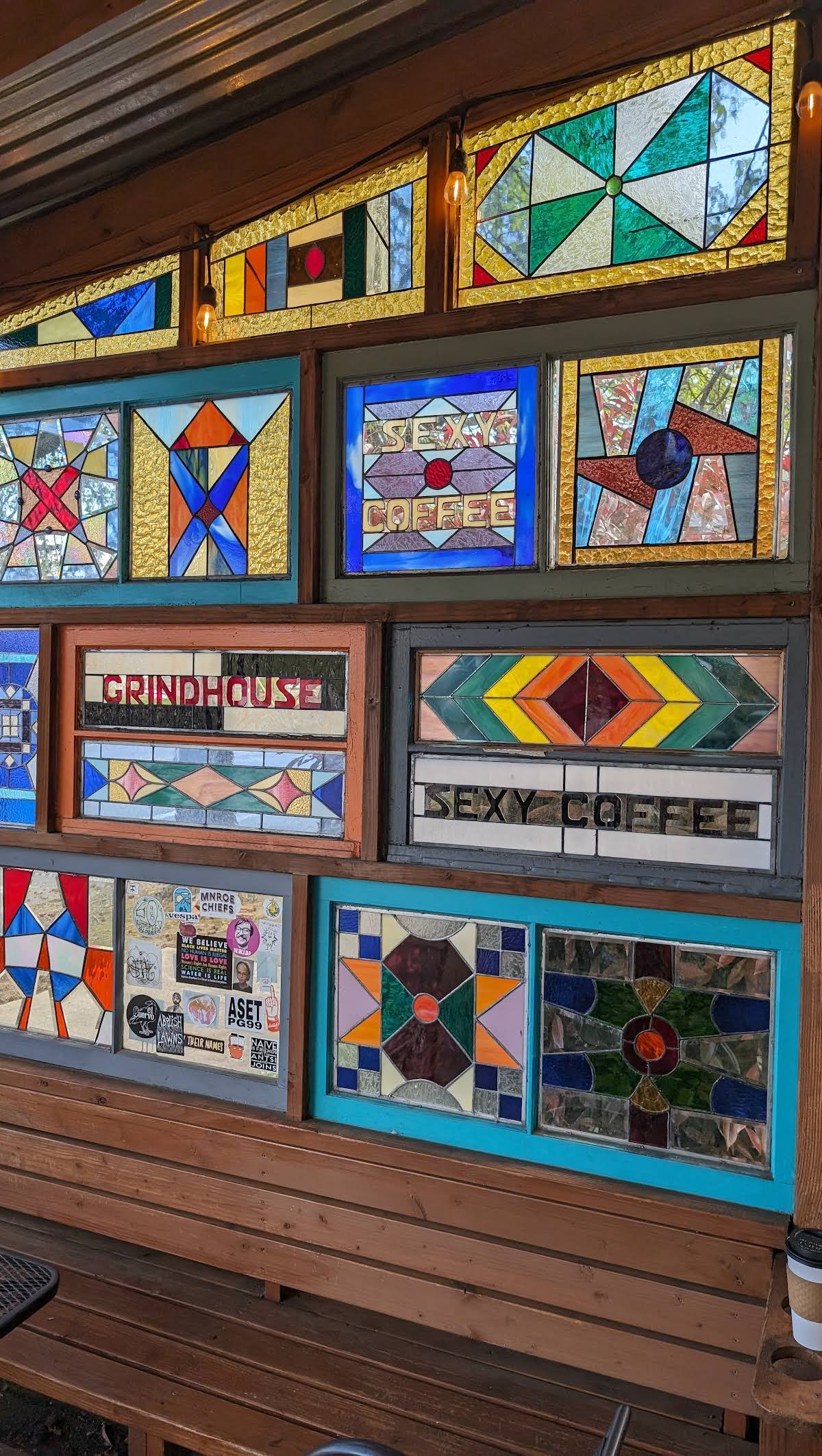 GrindHouse Coffee specialty coffee shop in Portland - photo 2