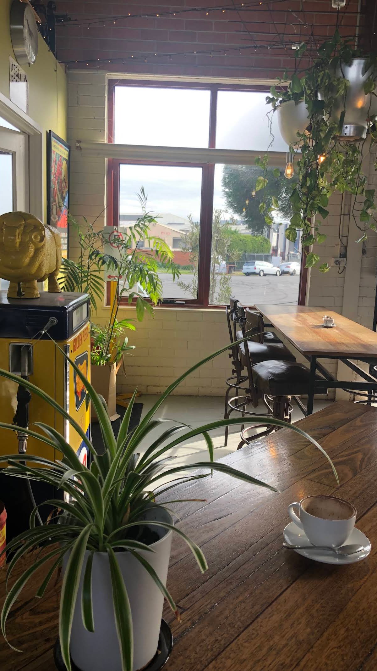 Batch Coffee Roasters specialty coffee shop in Melbourne - photo 10