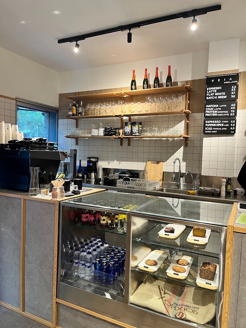 VEIA Café & Clubhouse specialty coffee shop in Madrid - photo 8