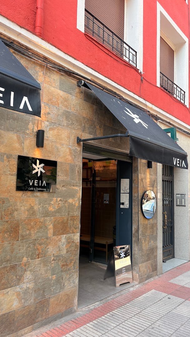 VEIA Café & Clubhouse specialty coffee shop in Madrid - photo 9