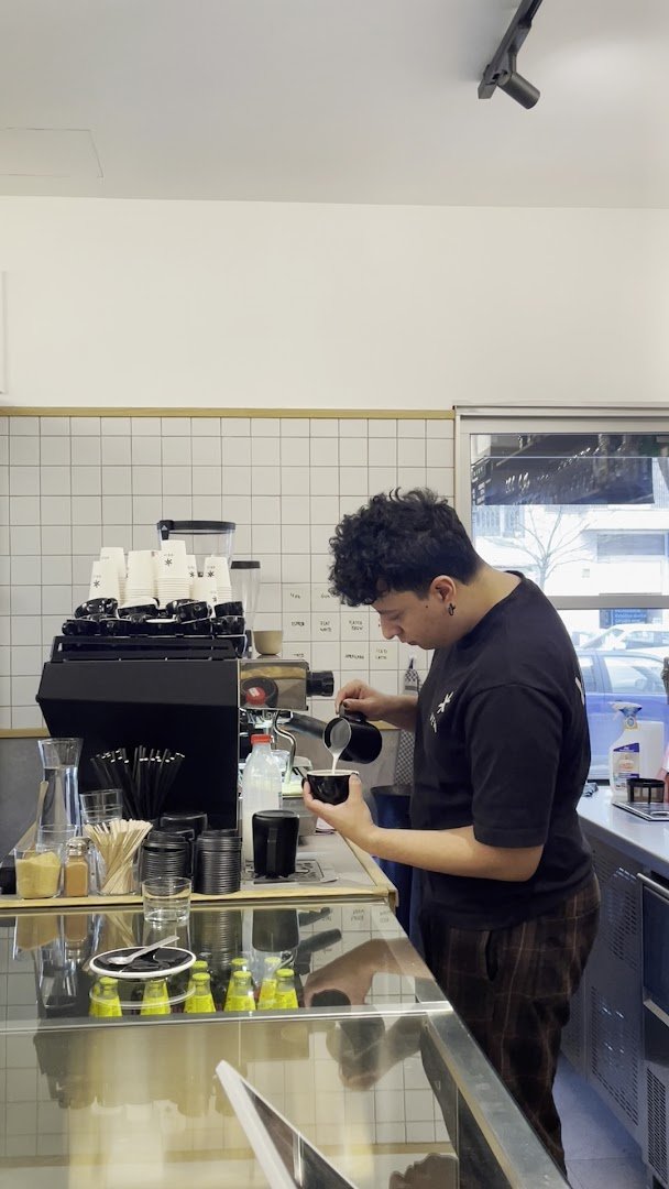 VEIA Café & Clubhouse specialty coffee shop in Madrid - photo 10
