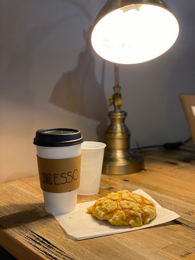 Esso Coffeehouse specialty coffee shop in Phoenix - photo 14