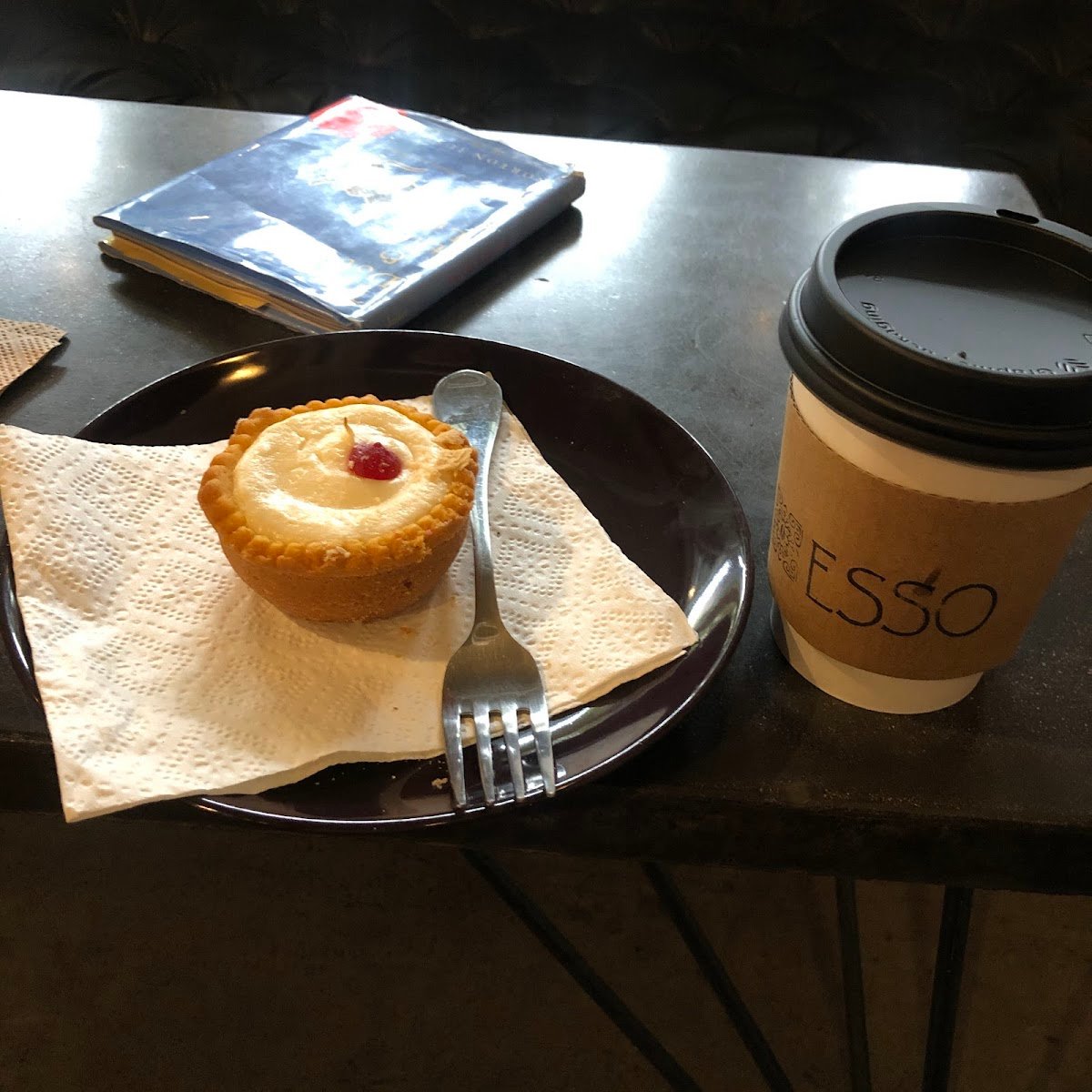Esso Coffeehouse specialty coffee shop in Phoenix - photo 2