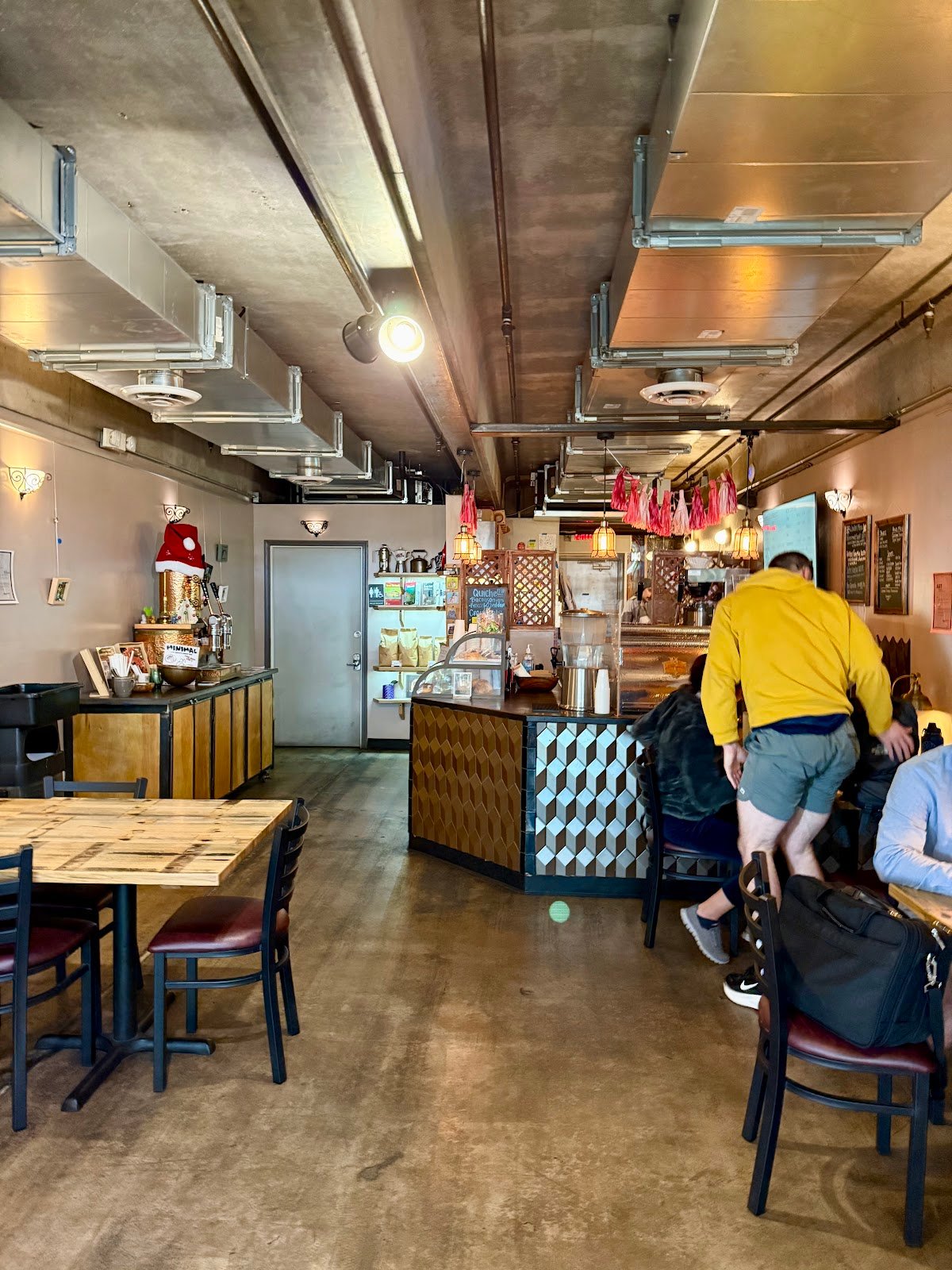 Esso Coffeehouse specialty coffee shop in Phoenix - photo 3