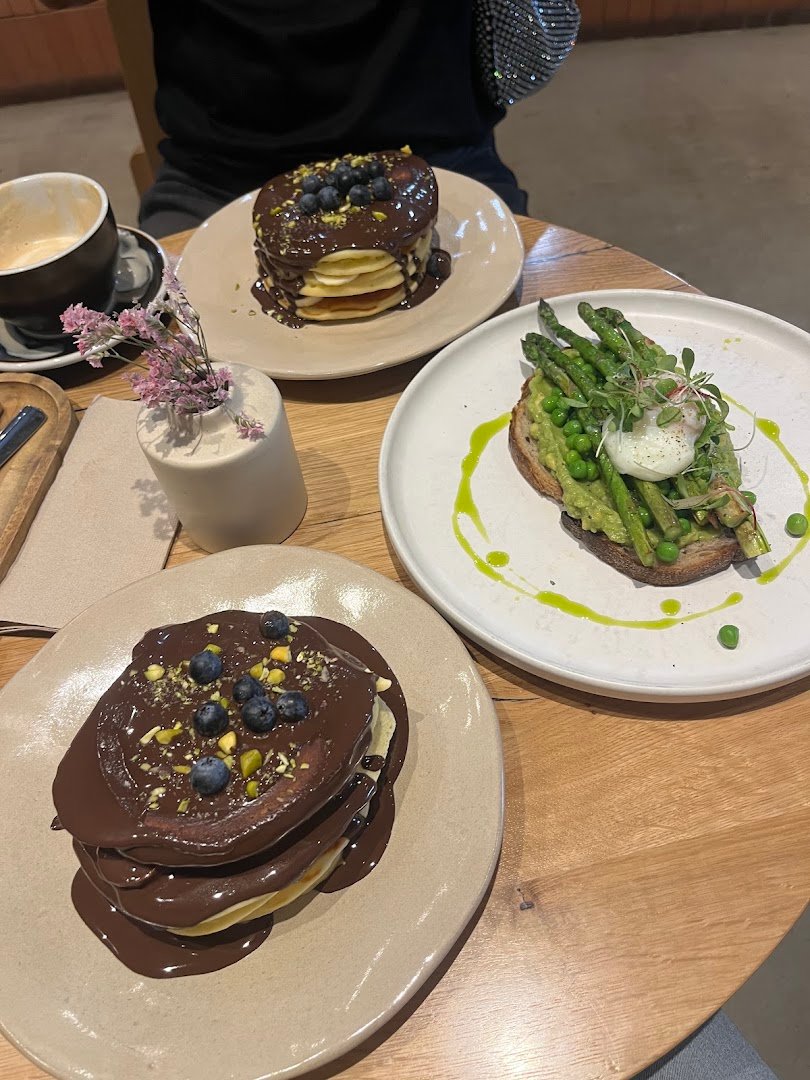 Food at Tomorrow at 9 Cafe, specialty coffee shop in Lisbon