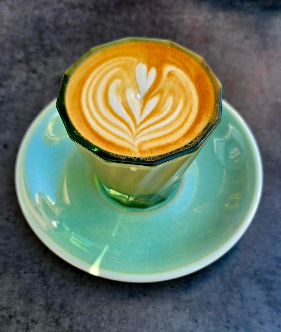 Circle Café by NOSH specialty coffee shop in Budapest - photo 4