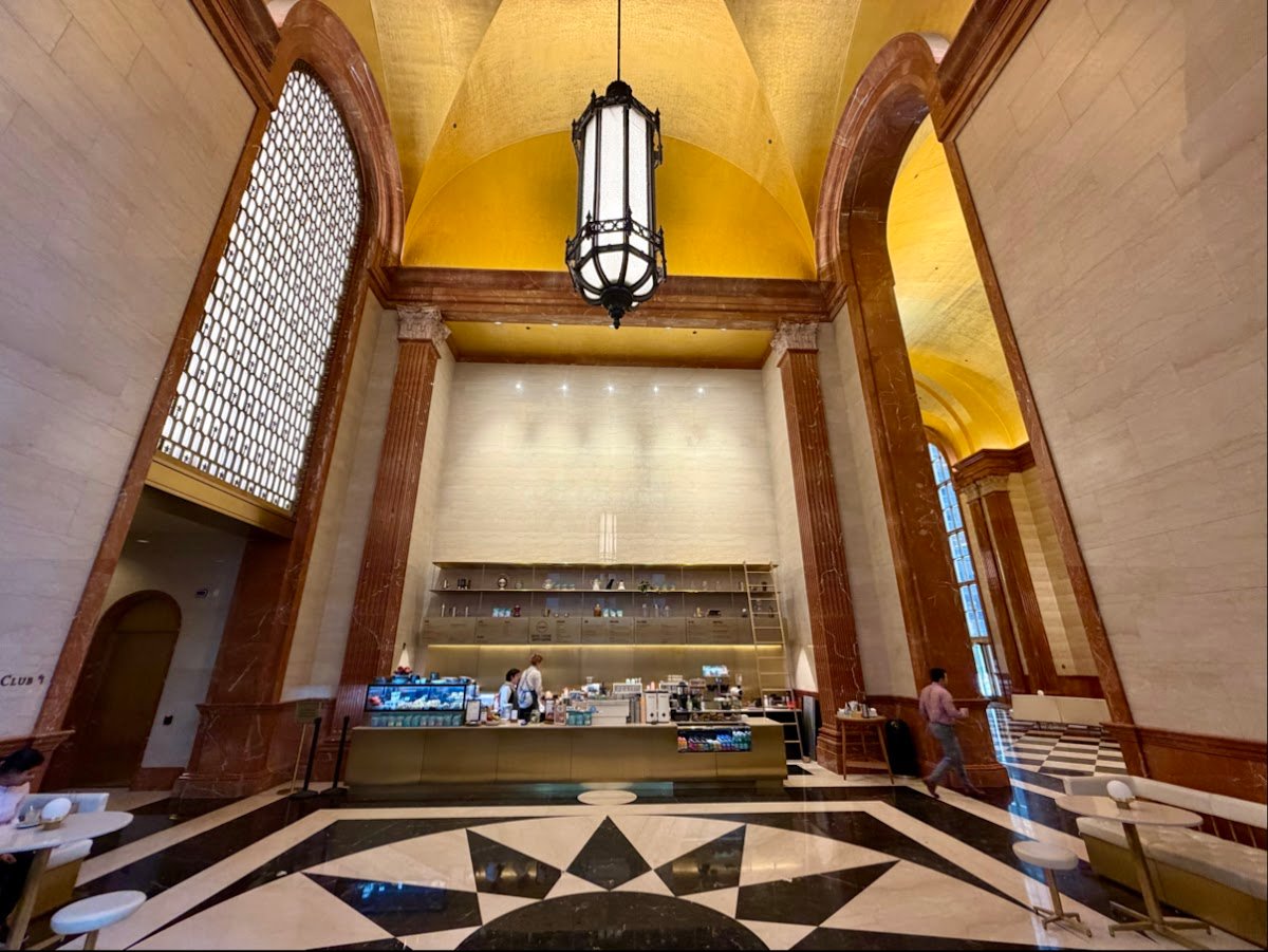 Mojo Coffee specialty coffee shop in Chicago - photo 3