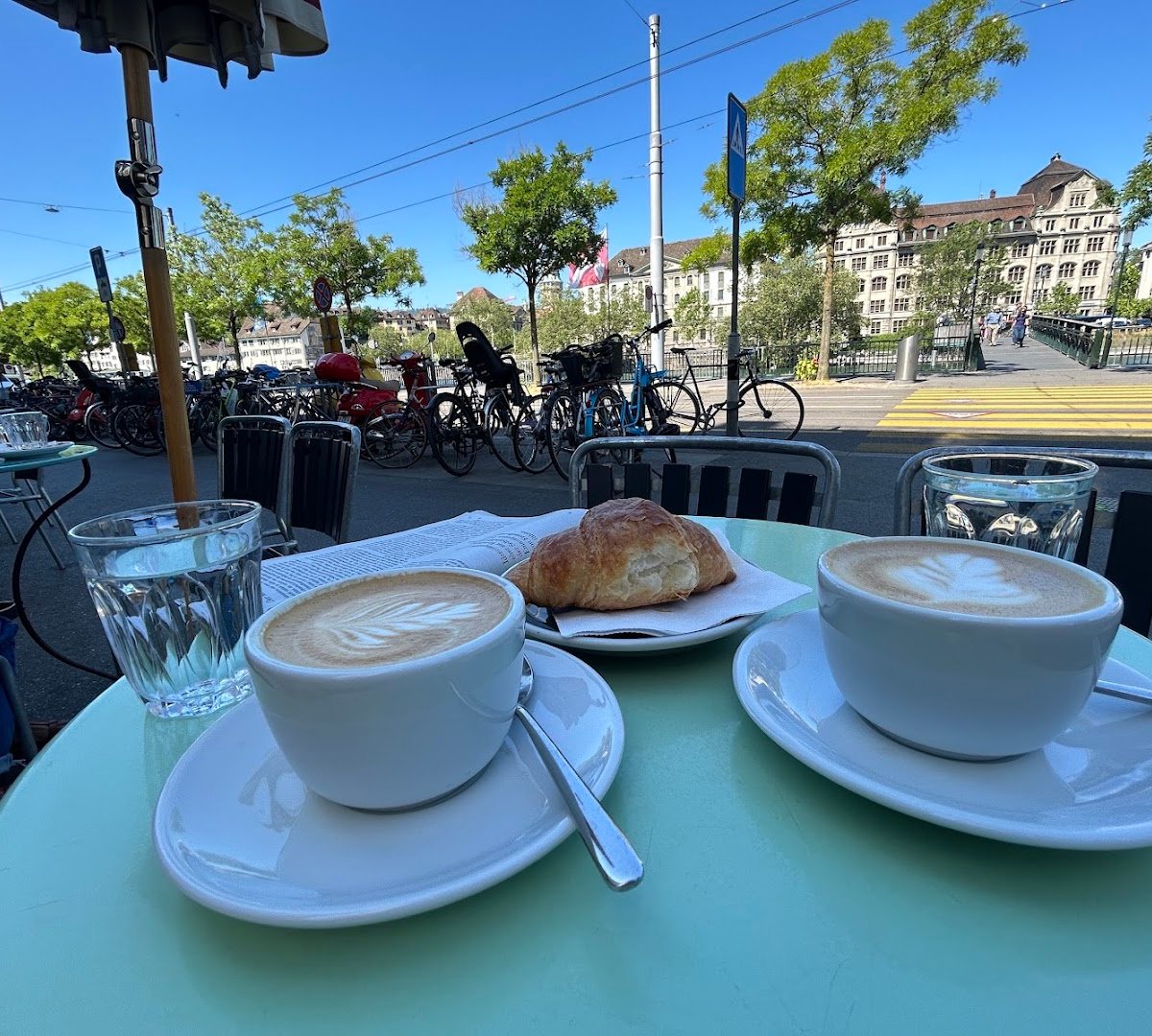 Coffee at Grande Café & Bar, specialty coffee shop in Zurich