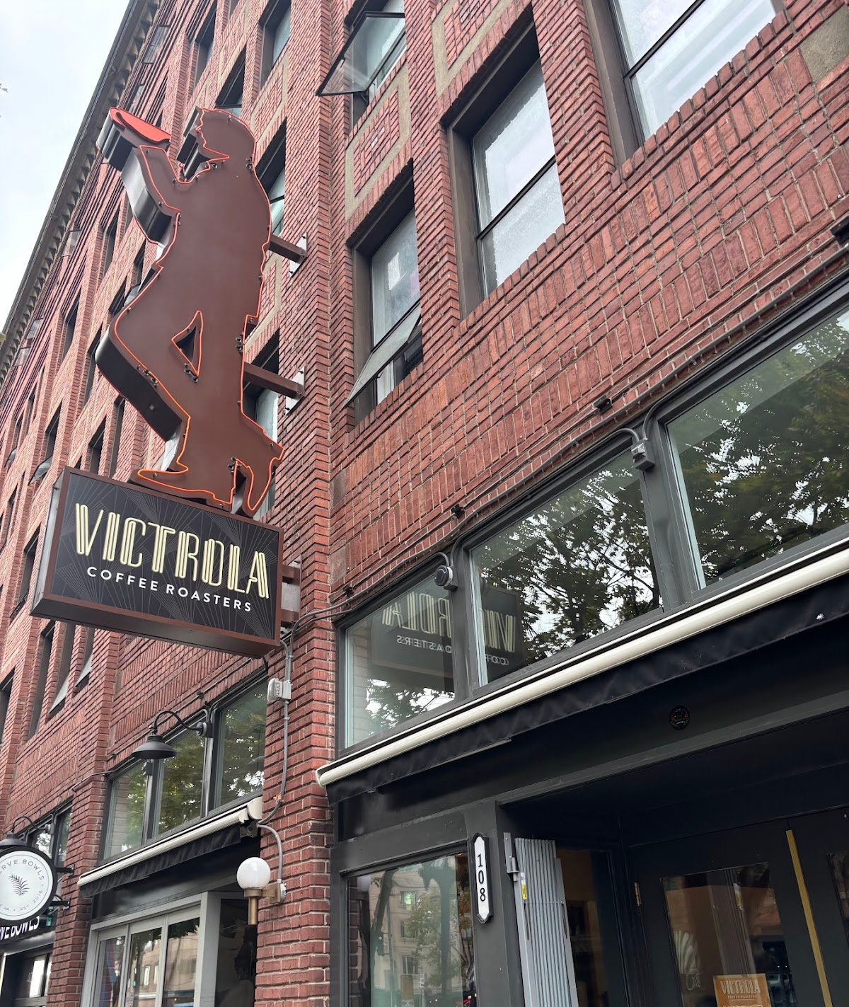 Victrola Coffee Roasters specialty coffee shop in Seattle - photo 5