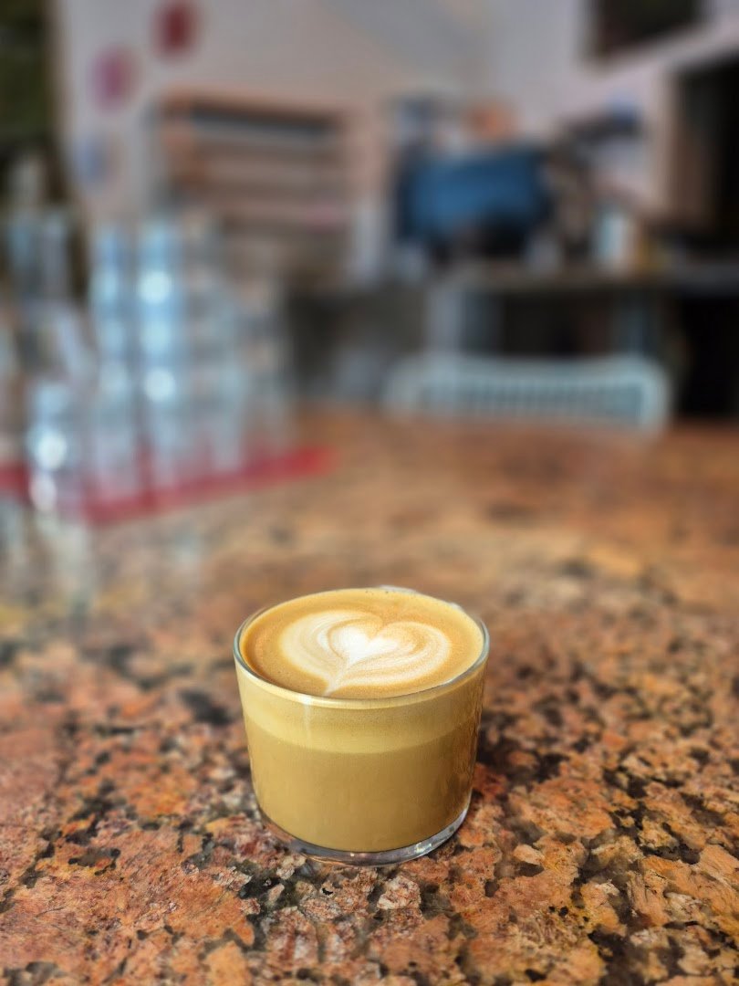 Coffee at 25,2 rpm, specialty coffee shop in Prague