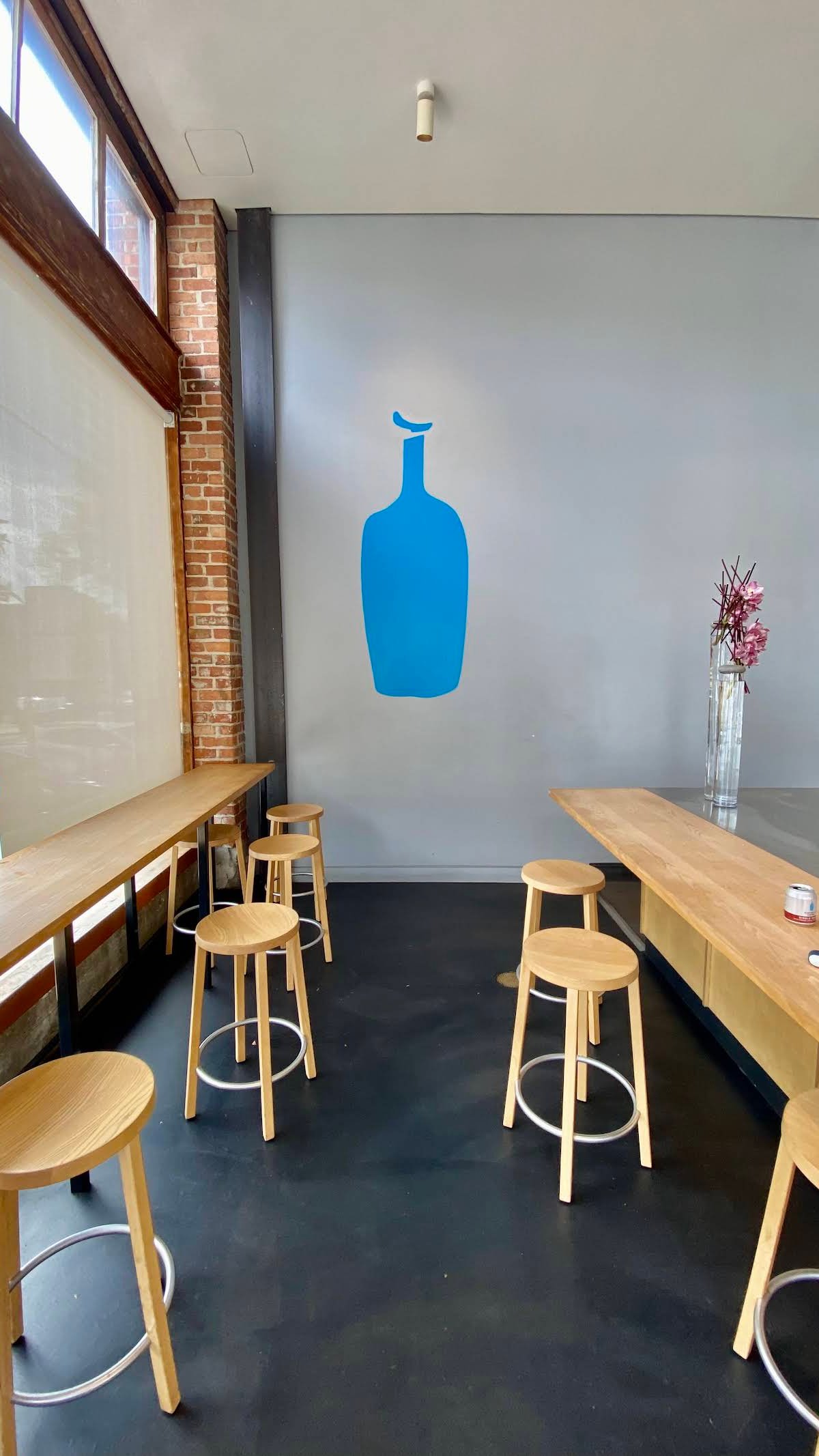 Blue Bottle Coffee specialty coffee shop in San Francisco - photo 4