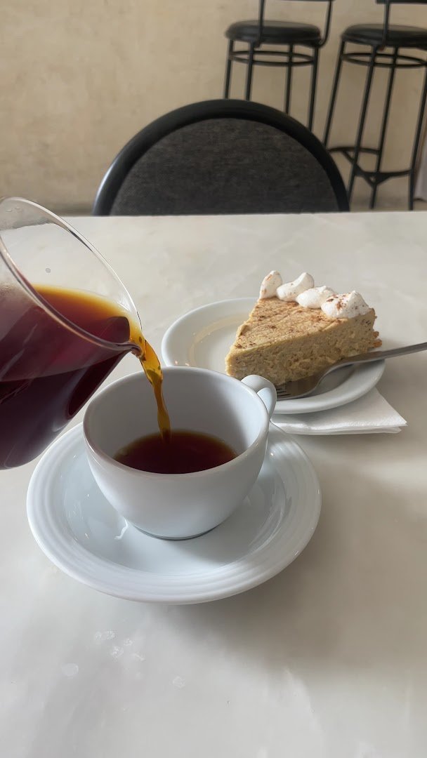 Coffee at A Certain café, specialty coffee shop in Porto