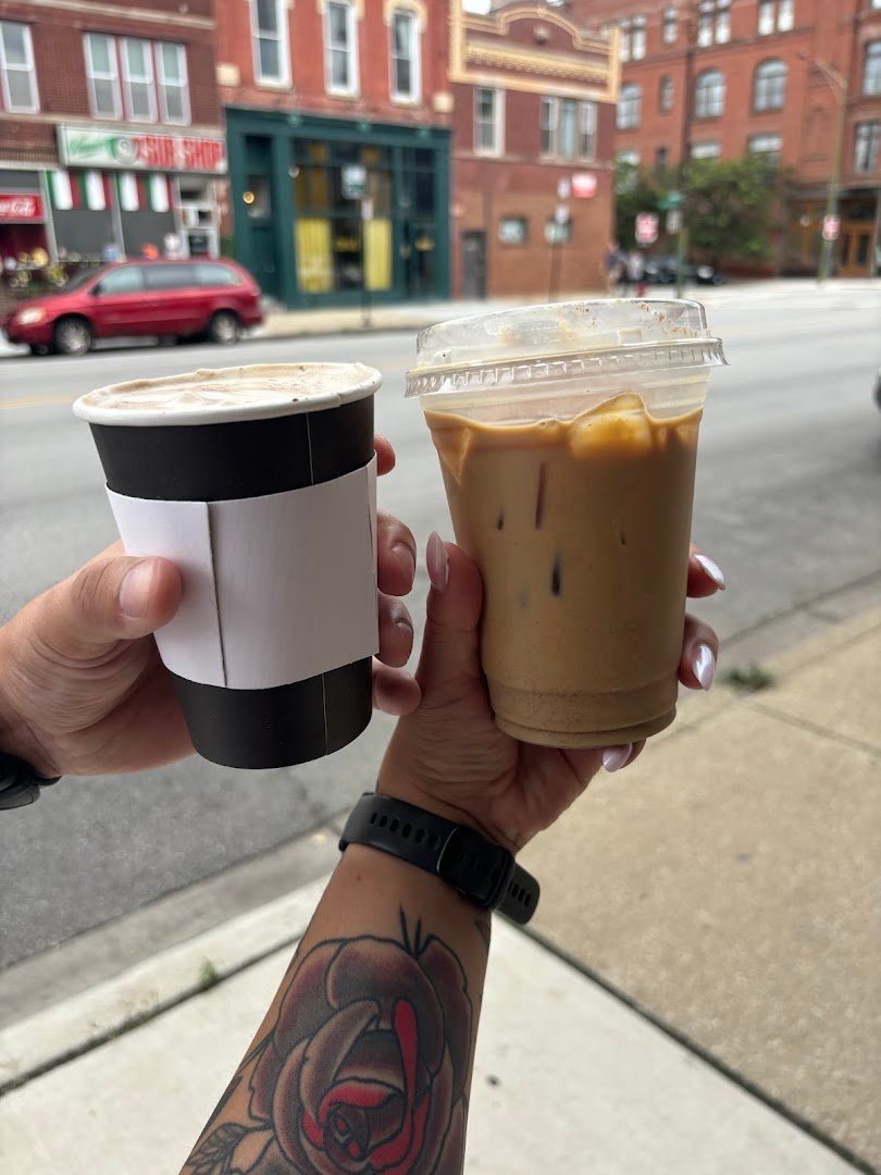 Move Along Coffee specialty coffee shop in Chicago - photo 9