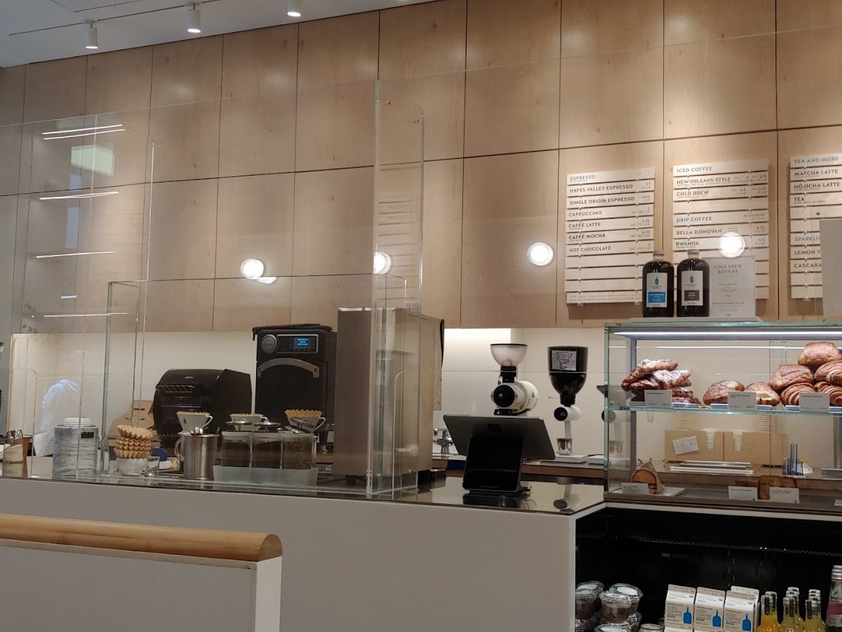 Blue Bottle Coffee specialty coffee shop in New York - photo 2