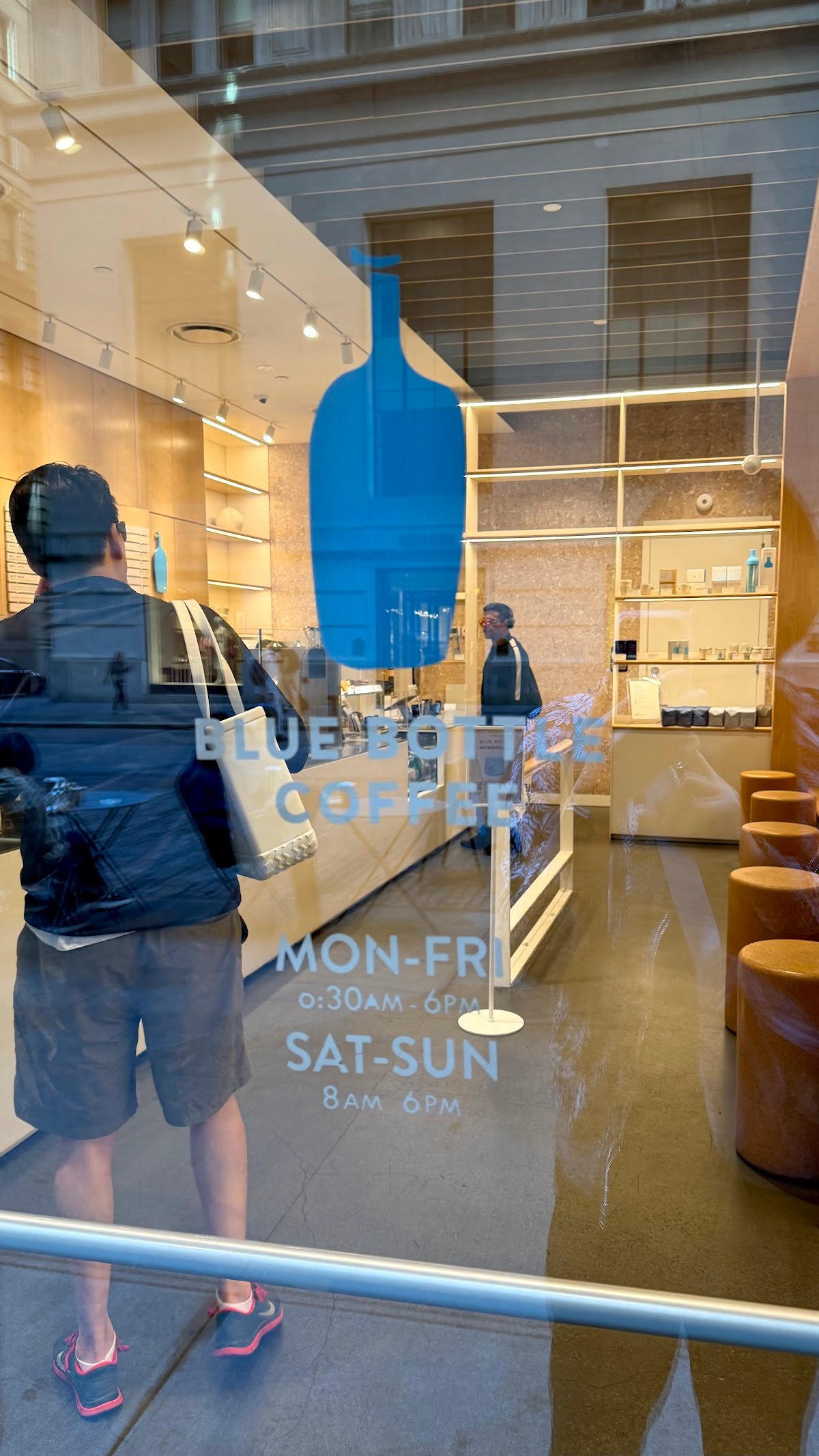 Blue Bottle Coffee specialty coffee shop in New York - photo 3