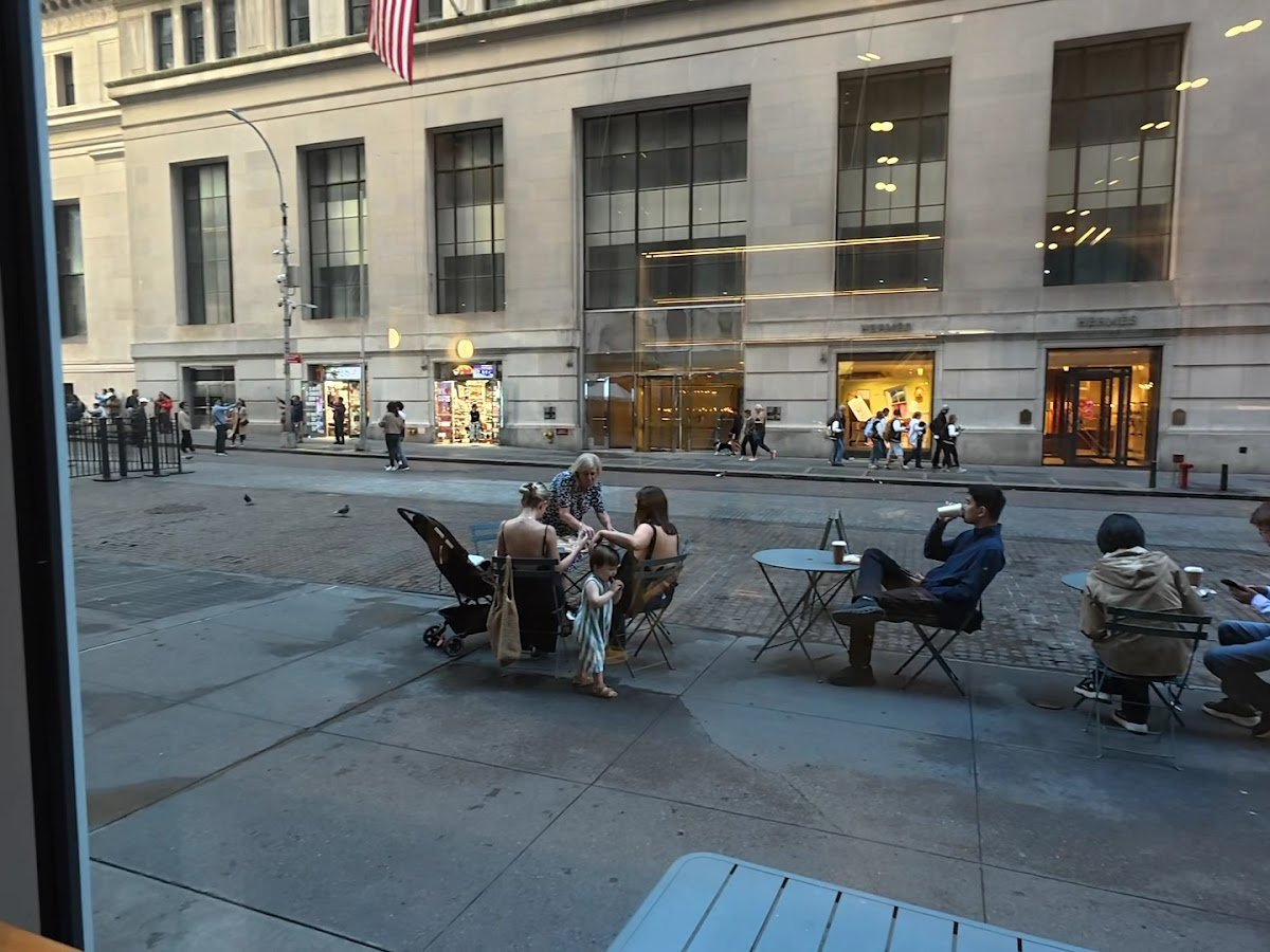 Blue Bottle Coffee specialty coffee shop in New York - photo 4