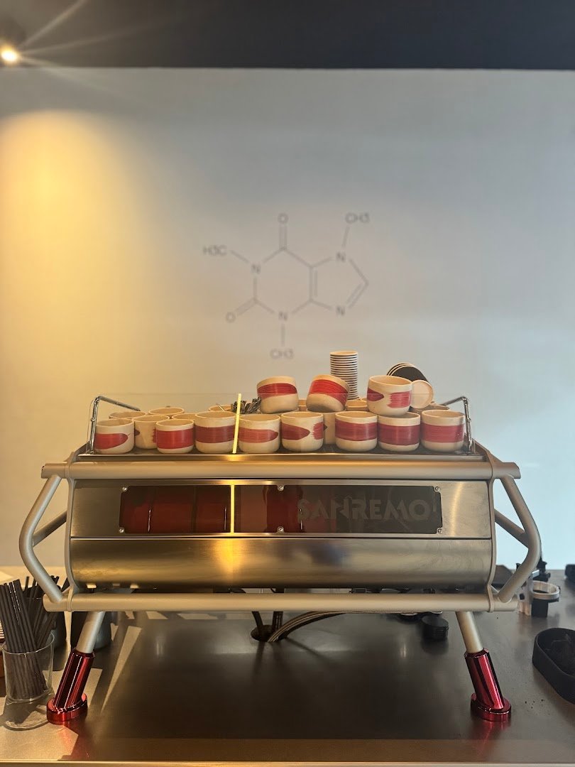 Elevate Coffee Lab specialty coffee shop in Amsterdam - photo 8