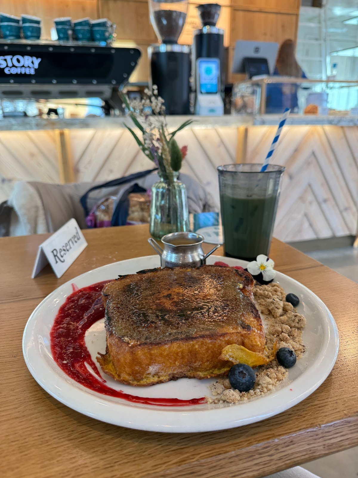 Story Coffee specialty coffee shop in London - photo 3