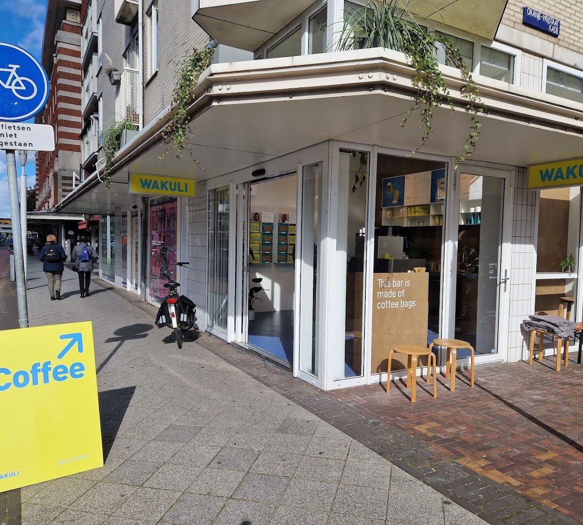 Wakuli specialty coffee bar specialty coffee shop in Amsterdam - photo 12