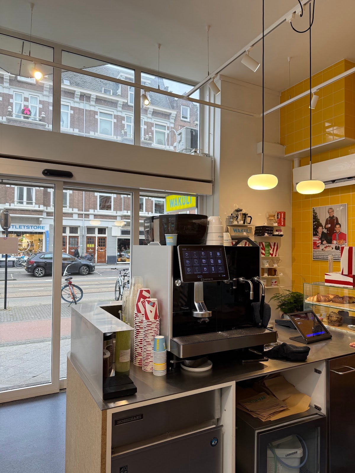 Wakuli specialty coffee bar specialty coffee shop in Amsterdam - photo 3