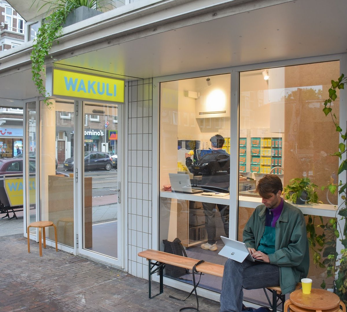 Wakuli specialty coffee bar specialty coffee shop in Amsterdam - photo 10