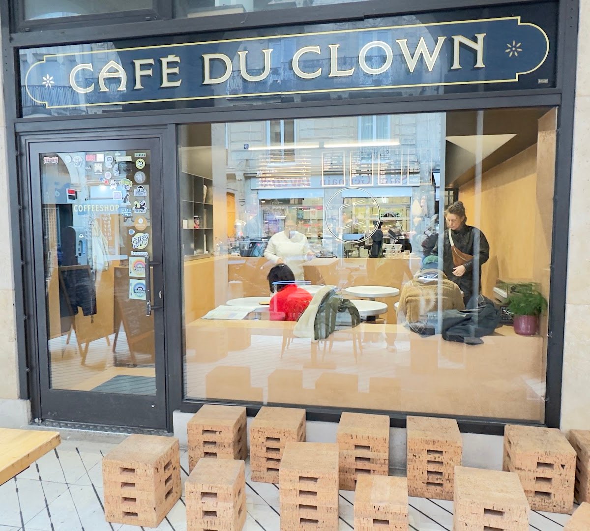 Café du Clown specialty coffee shop in Paris - photo 10