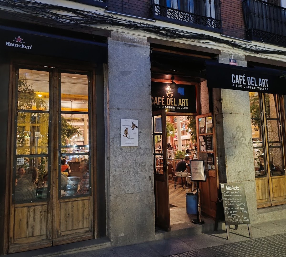 Café del Art specialty coffee shop in Madrid - photo 7