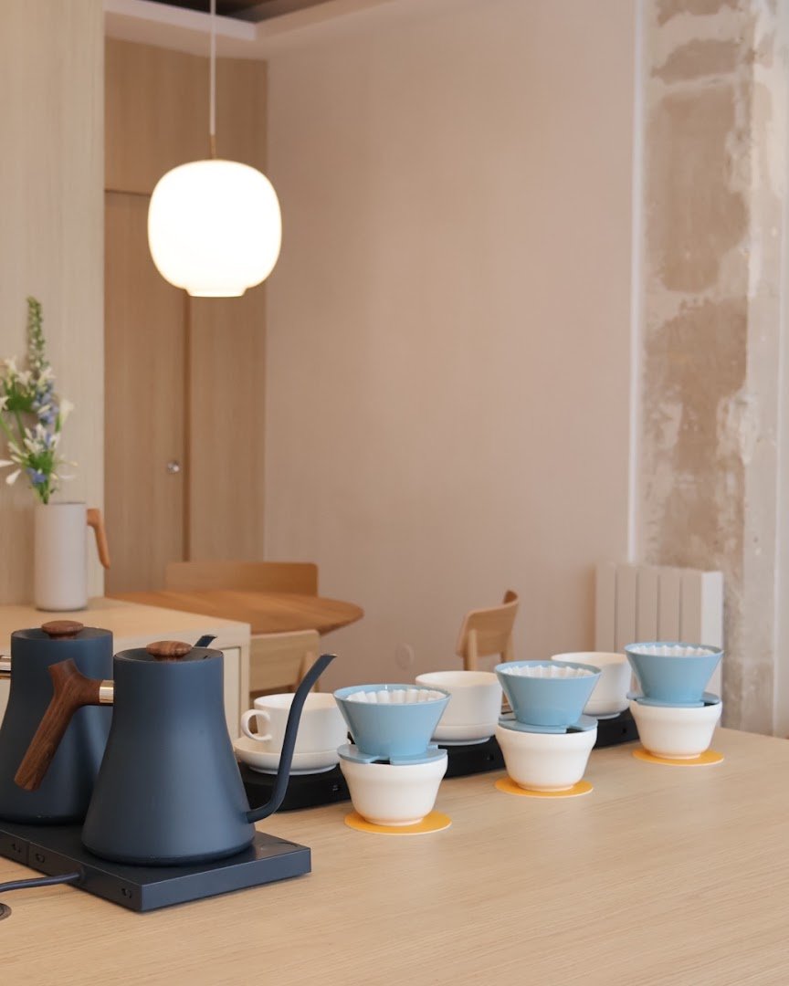 Klover Coffee Showroom specialty coffee shop in Paris - photo 3
