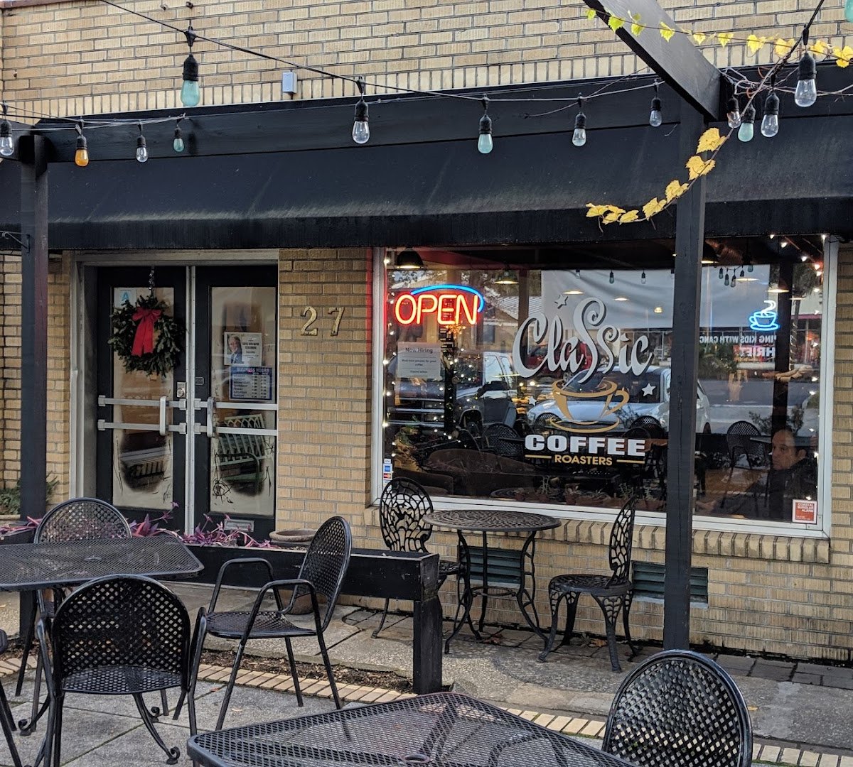 Highfalutin Coffee Roasters specialty coffee shop in Charleston - photo 10