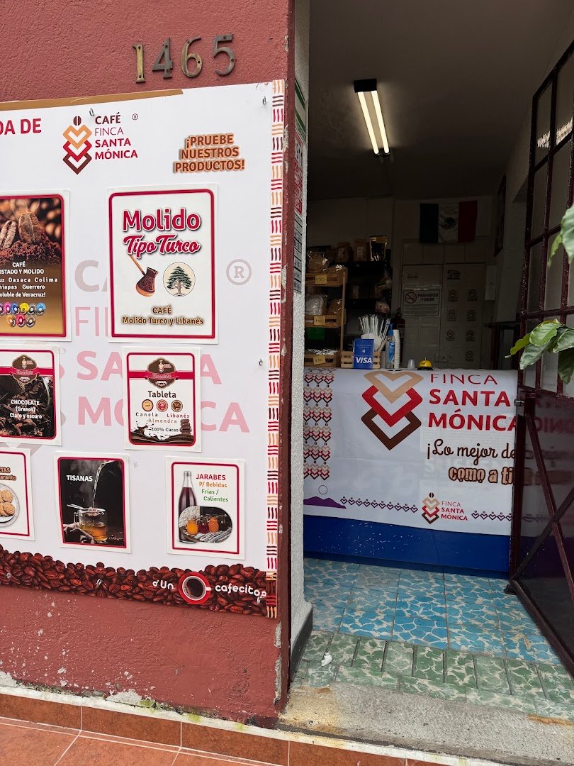 Storefront of Café Finca Santa Mónica, specialty coffee shop in Mexico City