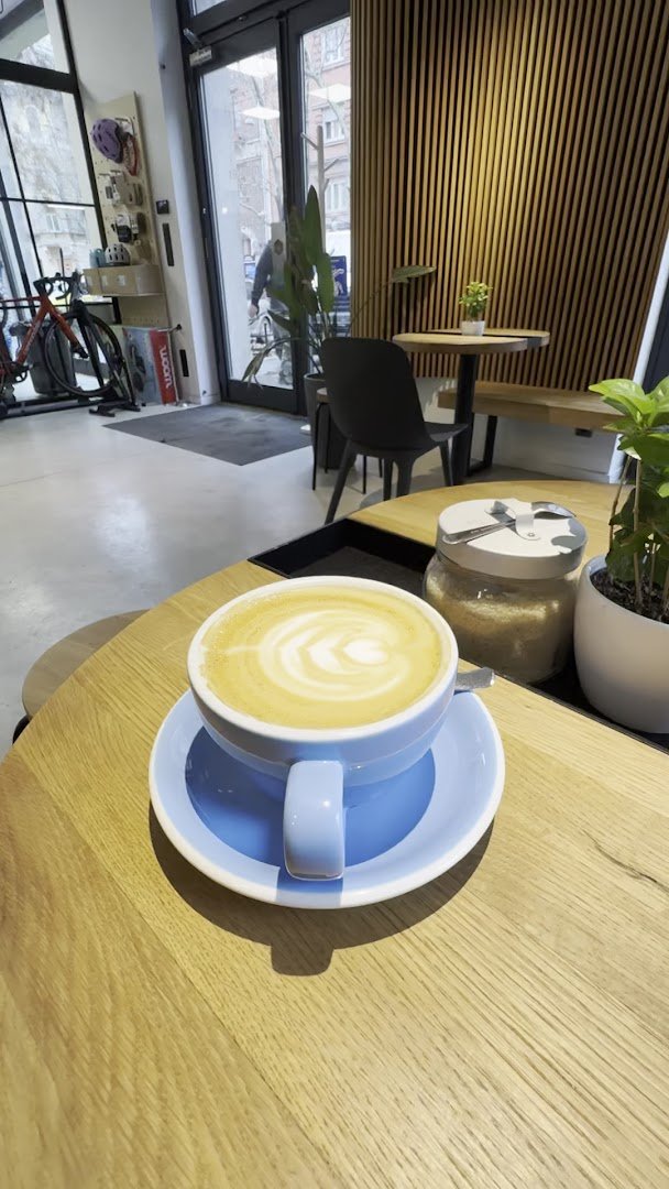 mester bike & coffee specialty coffee shop in Budapest - photo 4